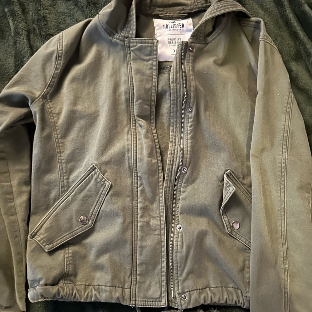 hollister jacket